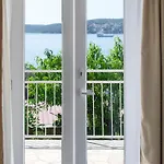 Nede Trogir