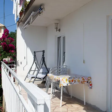 Daire Nede Trogir